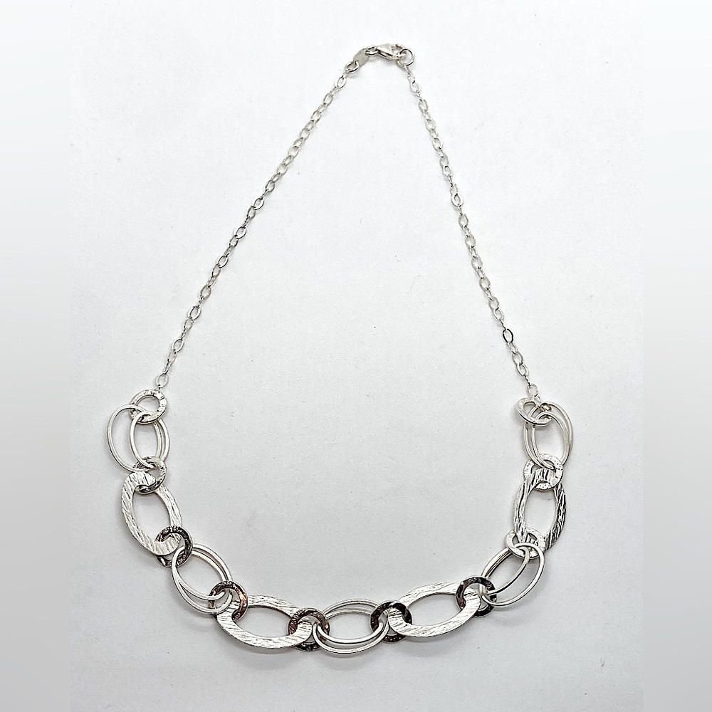 Vtg Sterling Silver Woodgrain Design Connected Hoops Circles Chain Necklace 18”